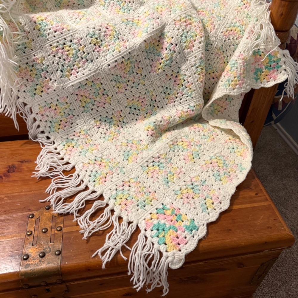 Vtg Handmade Crochet Granny Square Baby Blanket Pastel Multicolor Fringe 36"x46"